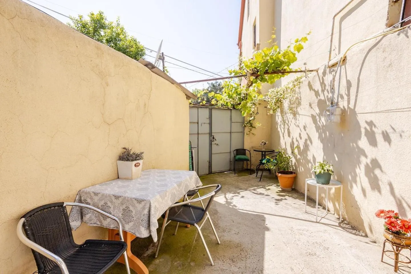 펜션 Old Tbilisi Apartment